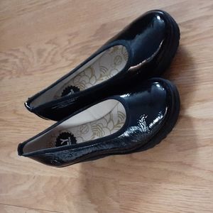 Fly London Yoni Patent Wedge Black  6.5 37